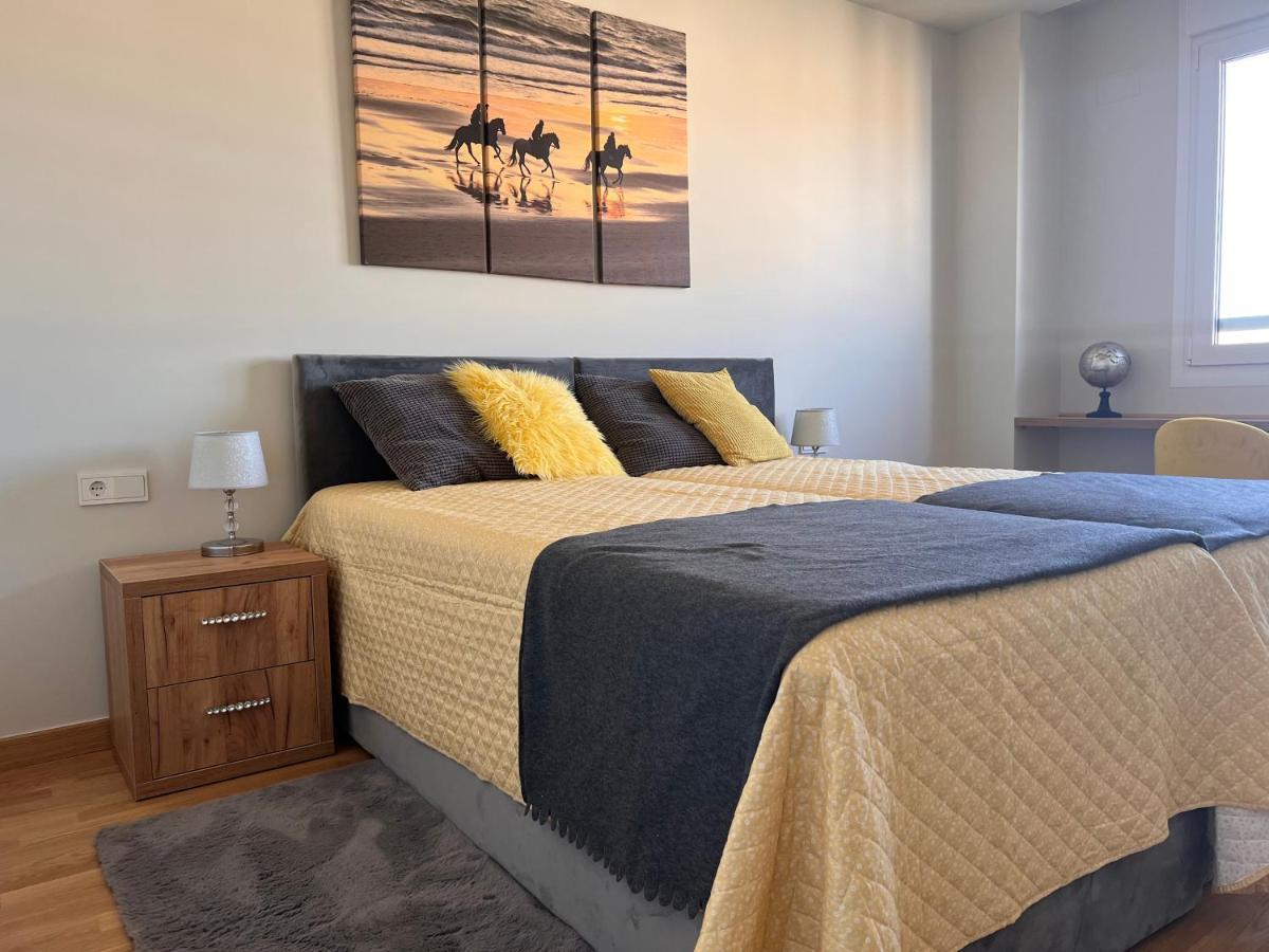 Sol Y Mar Apartment เอลกัมเปโญ ภายนอก รูปภาพ